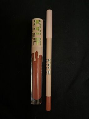 Kylie Cosmetics Liquid Lipstick & Lip Liner Set in Kristen